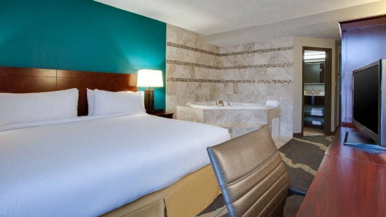 Holiday Inn Express Washington DC East-Andrews Afb, an IHG Hotel