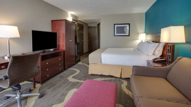 Holiday Inn Express Washington DC East-Andrews Afb, an IHG Hotel