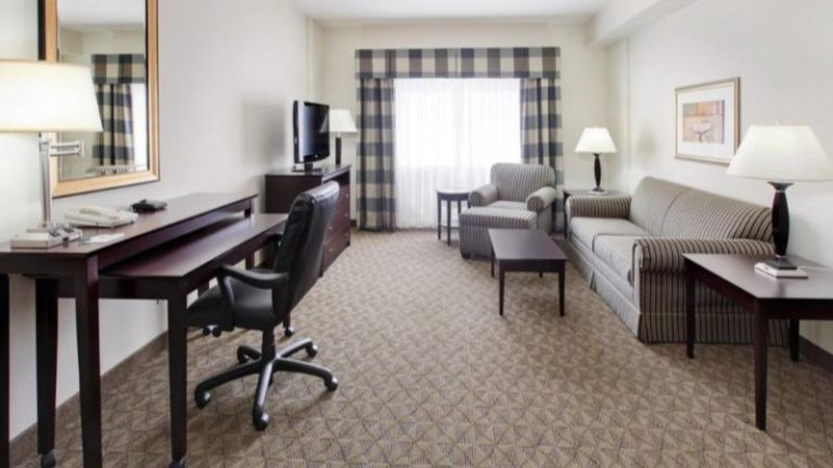 Holiday Inn Springdale/fayetteville Area By IHG
