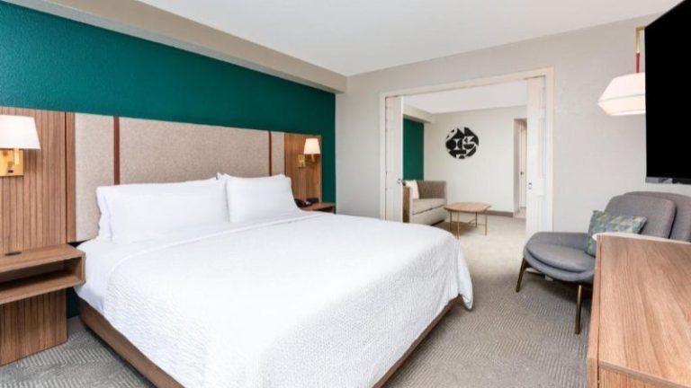Holiday Inn & Suites Daytona Beach on the Ocean by IHG