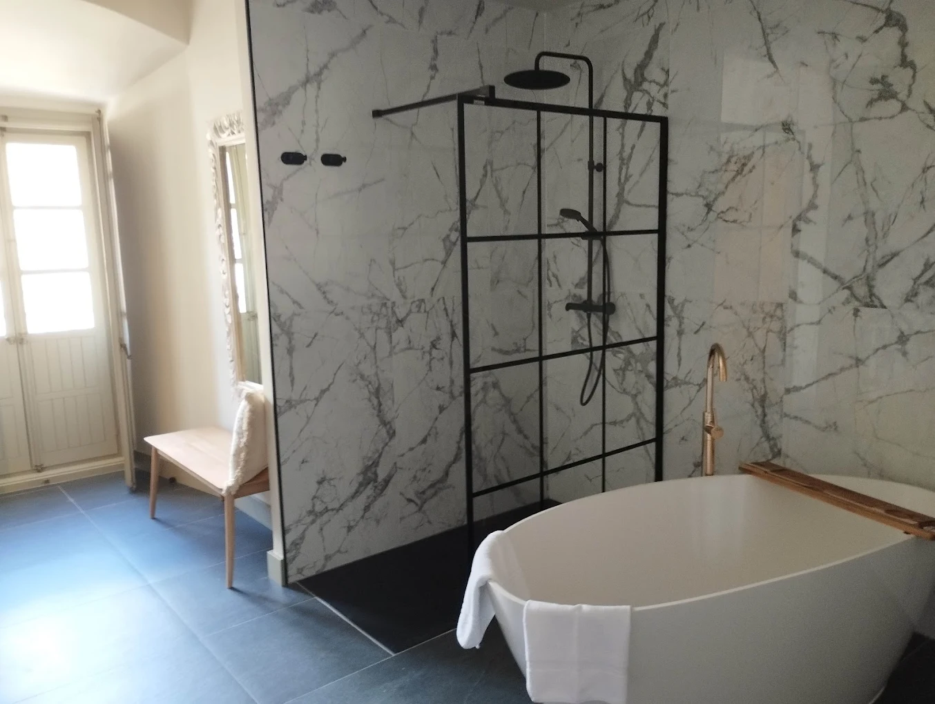 Hostería San Millán, habitación con jacuzzi privado
