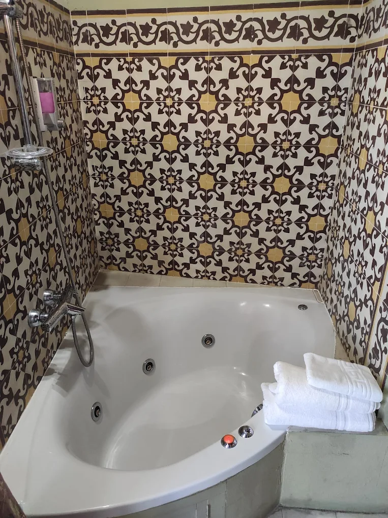 Hotel Boutique Nueve Leyendas, habitación con jacuzzi privado
