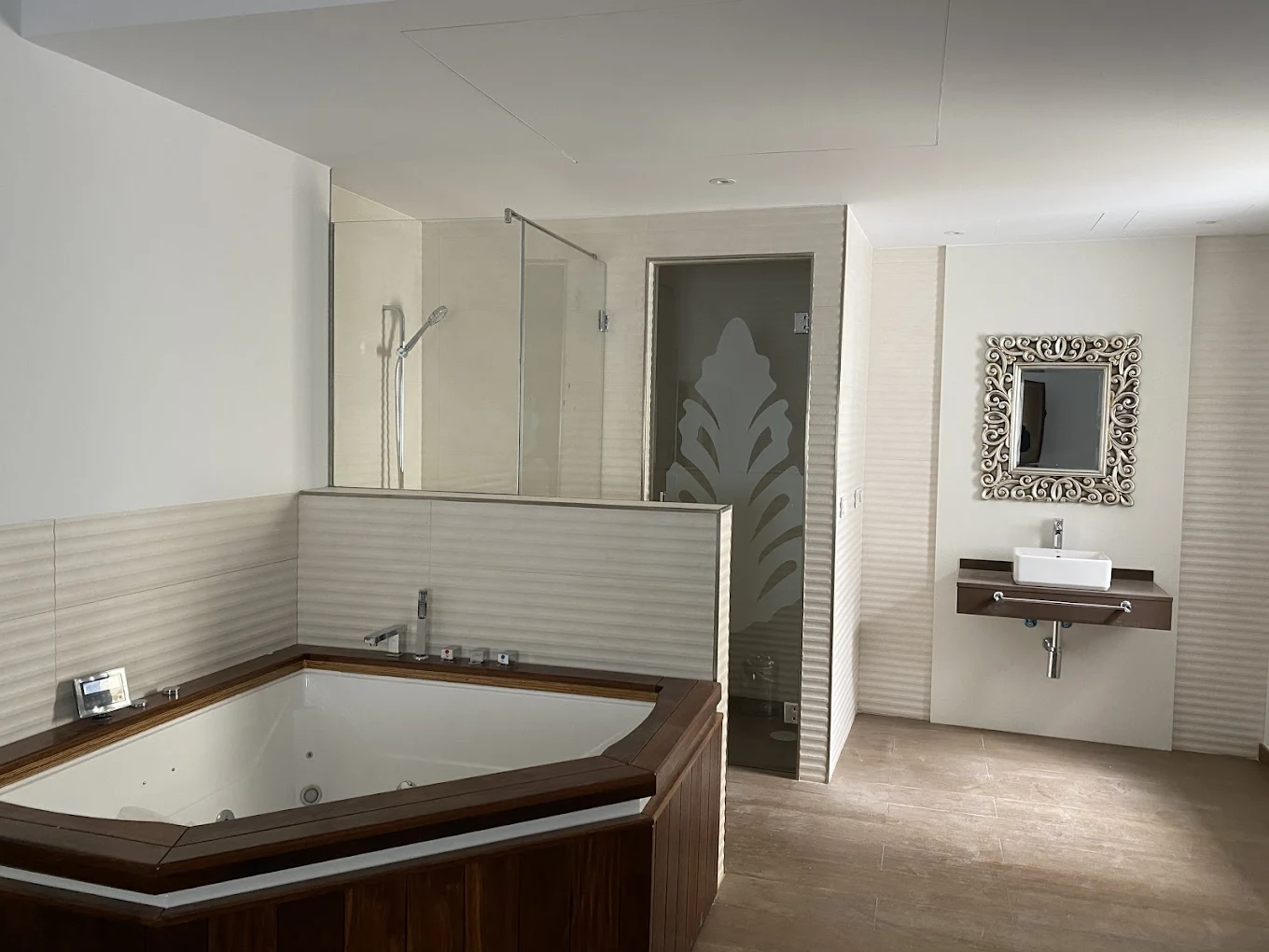 Hotel Boutique Palacio de la Veracruz, habitación con jacuzzi privado