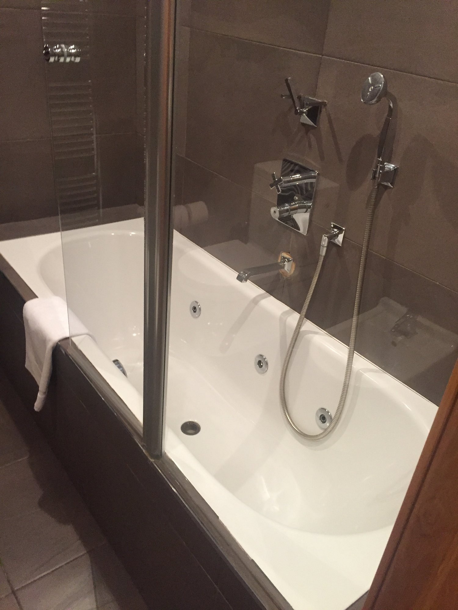Hotel Cuentame La Puebla, habitación con jacuzzi privado