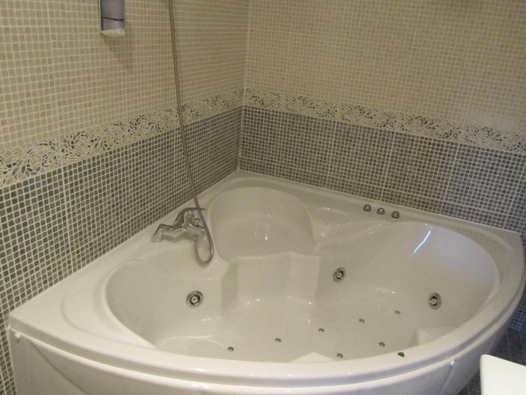 Hotel Galayos, habitación con jacuzzi privado
