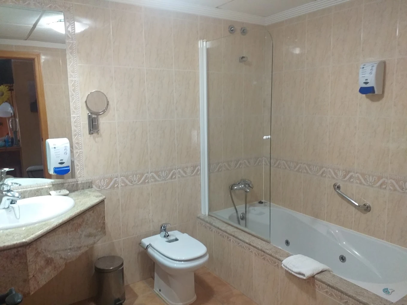Hotel Hospedería Zacatín, habitación con jacuzzi privado