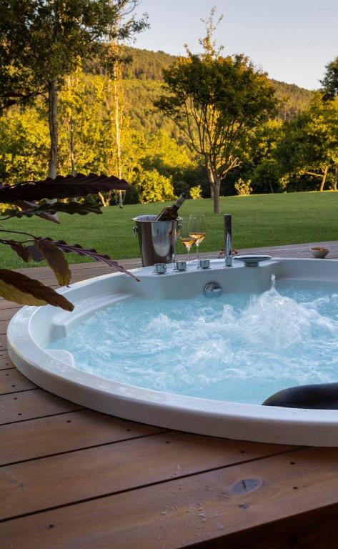 Hotel La Rectoral, habitación con jacuzzi privado