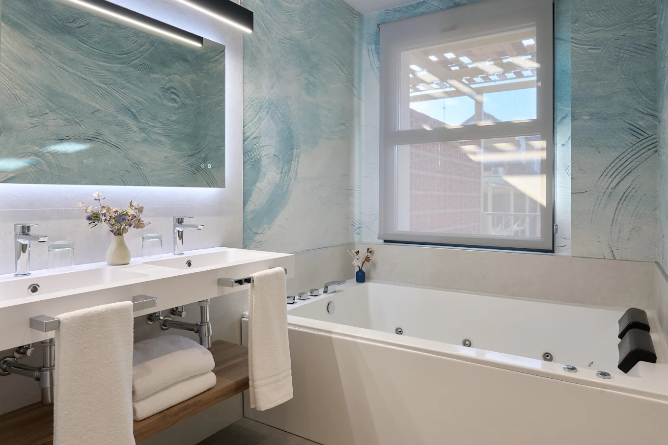 Hotel Macià Donana, habitación con jacuzzi privado