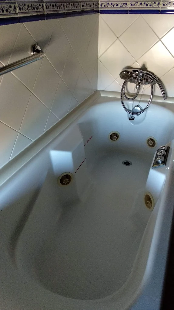 Hotel Palacio de Elorriaga, habitación con jacuzzi privado