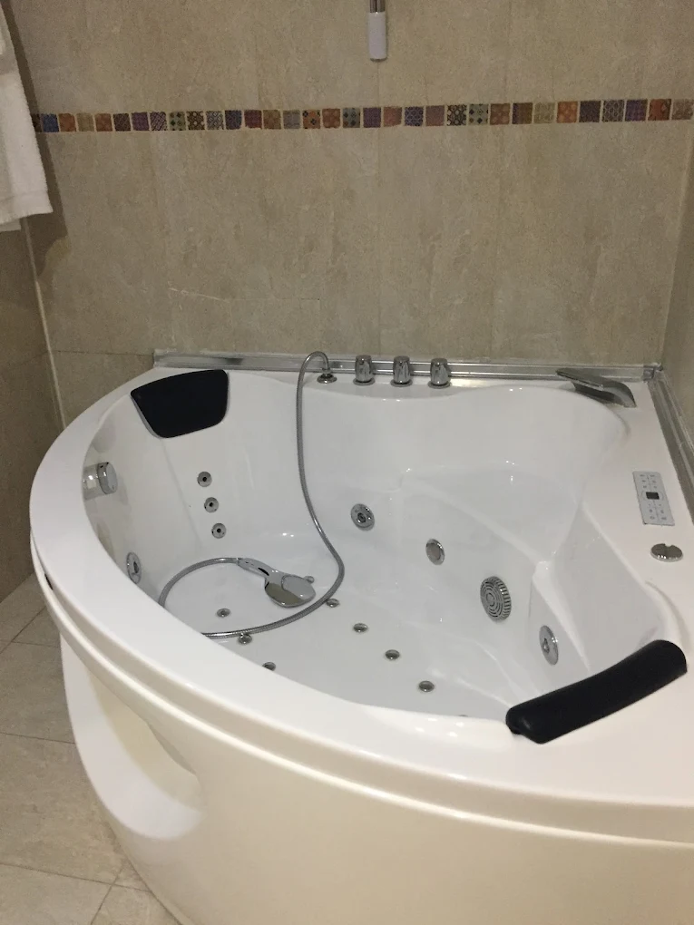 Hotel Palaterna, habitación con jacuzzi privado