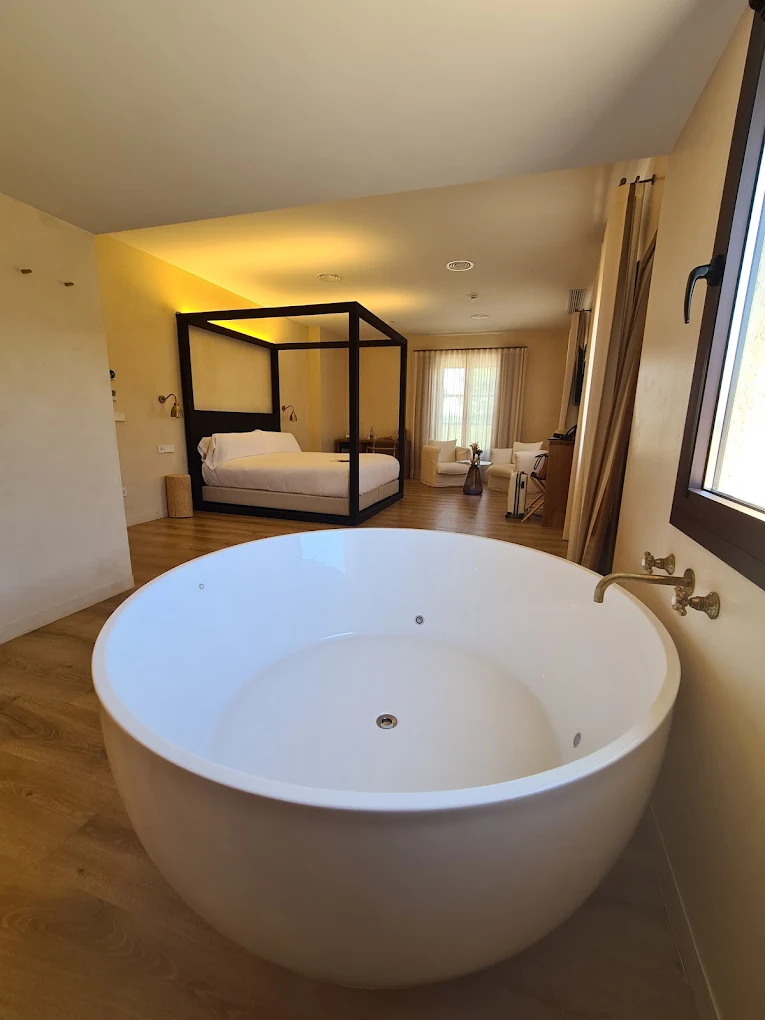 Hotel Palau Macelli, habitación con jacuzzi privado