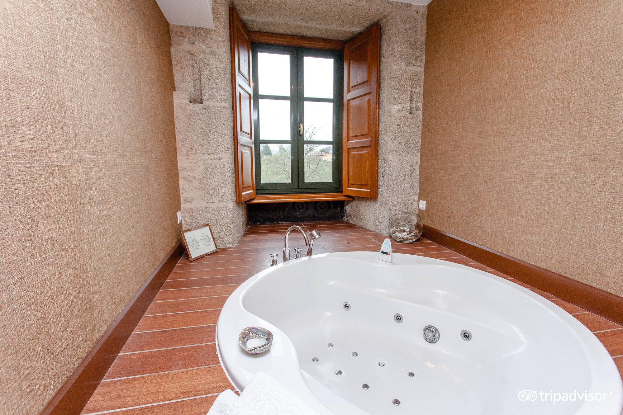 Hotel Spa Relais & Chateaux A Quinta da Auga, habitación con jacuzzi privado