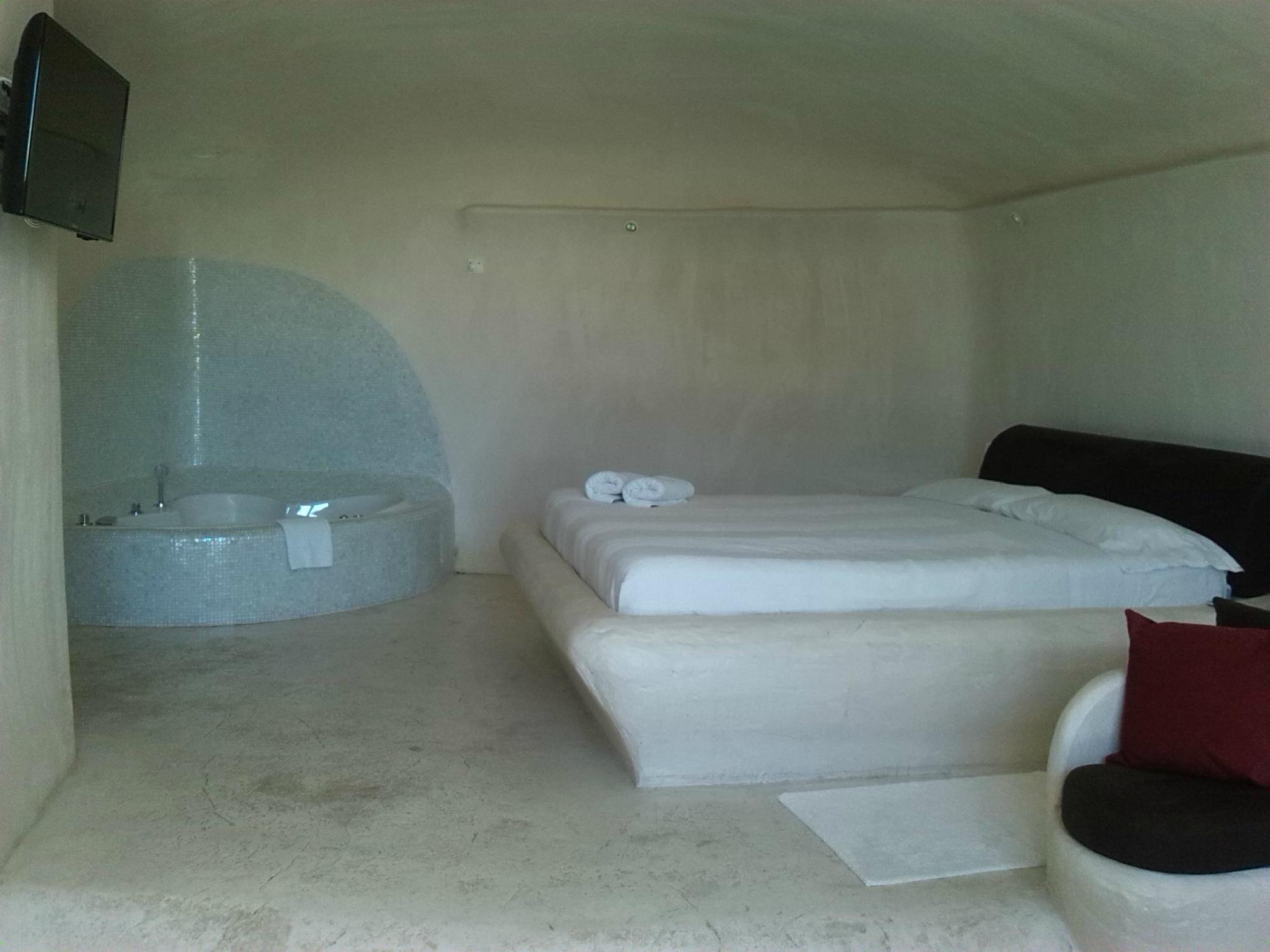 Hotel & Spa Rural Las Nubes, habitación con jacuzzi privado