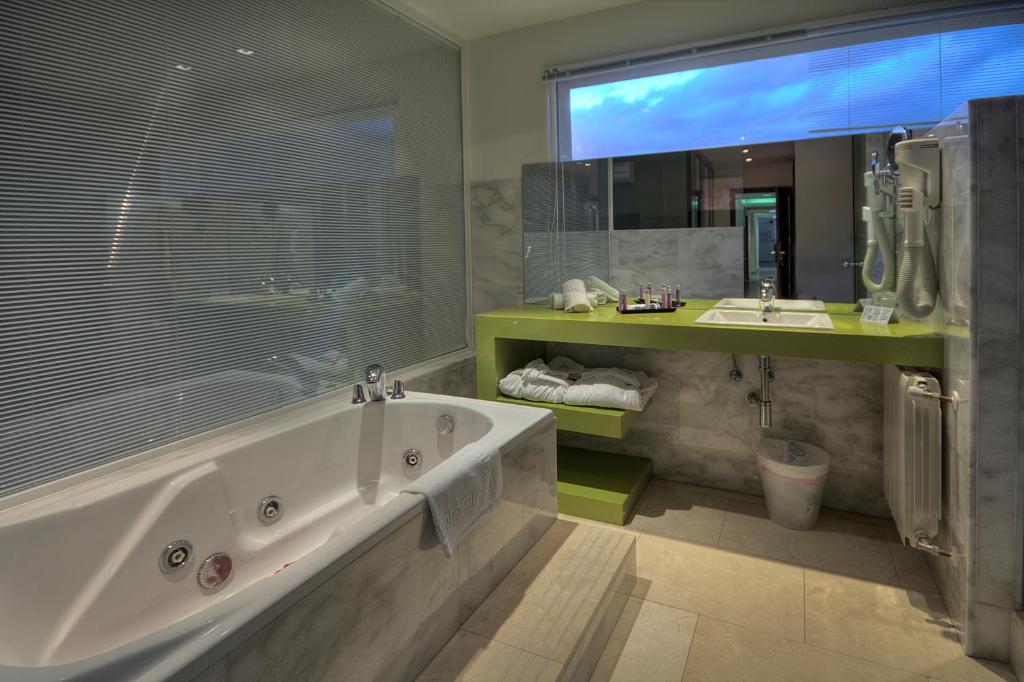 Hotel Spa Sinagoga, habitación con jacuzzi privado