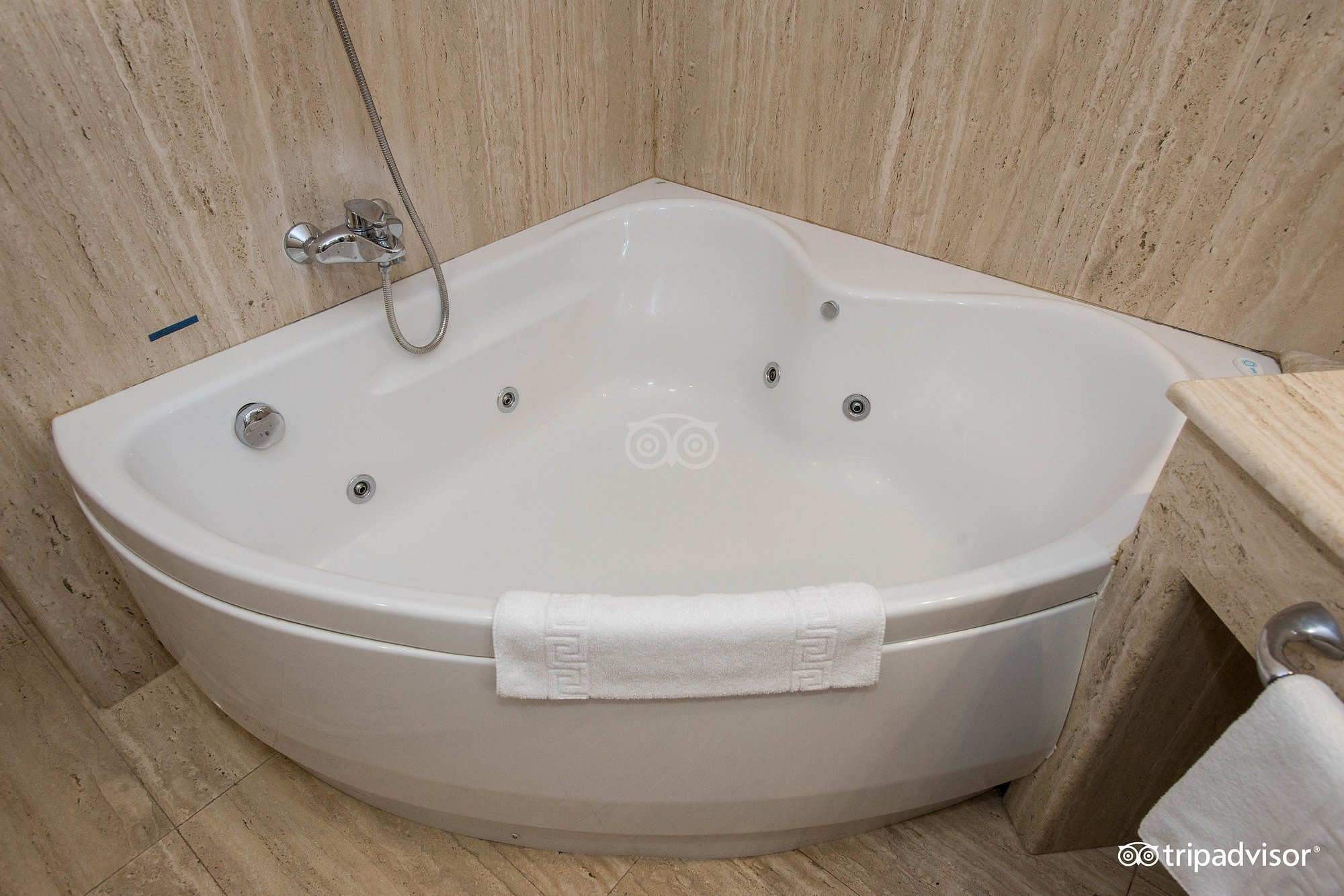 Hotel Traina, habitación con jacuzzi privado