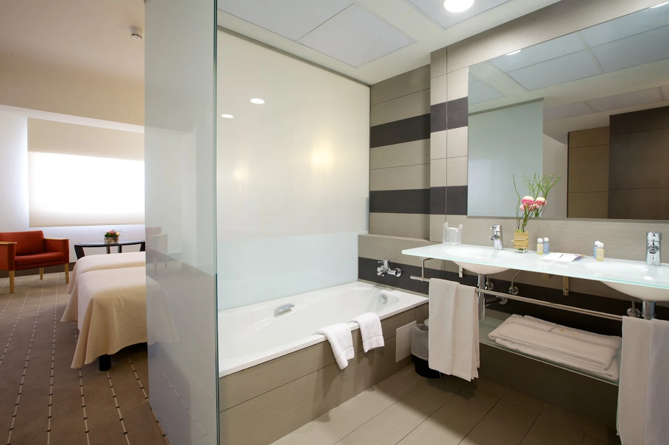 Hotel Tres Reyes, habitación con jacuzzi privado