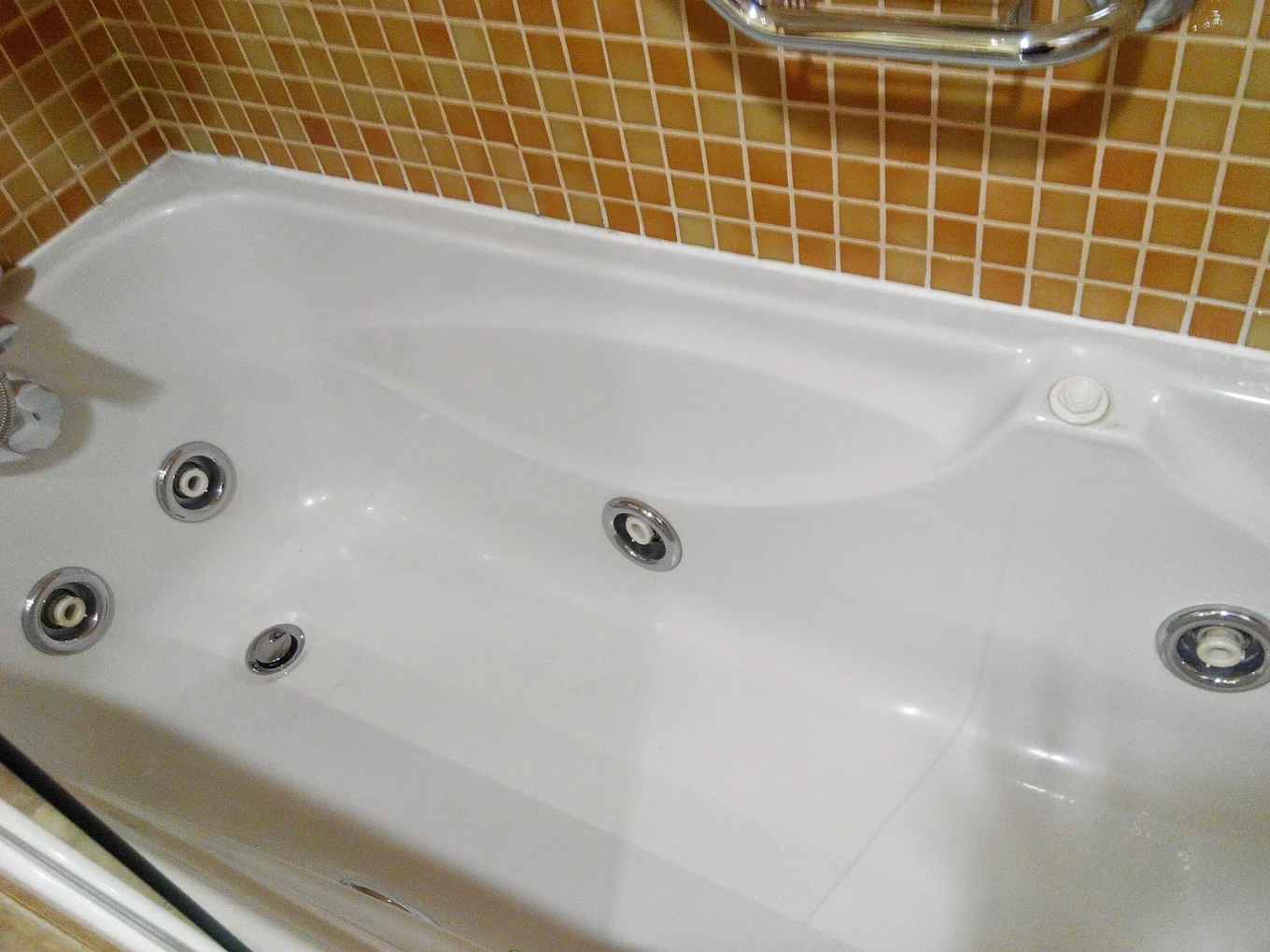 Hotel Vértice Sevilla, habitación con jacuzzi privado