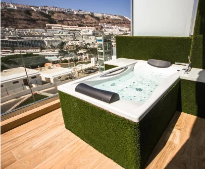 IG Nachosol Atlantic & Yaizasol by Servatur, habitación con jacuzzi privado