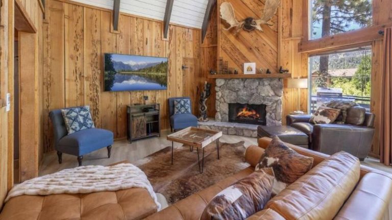Kookaburra Cabin