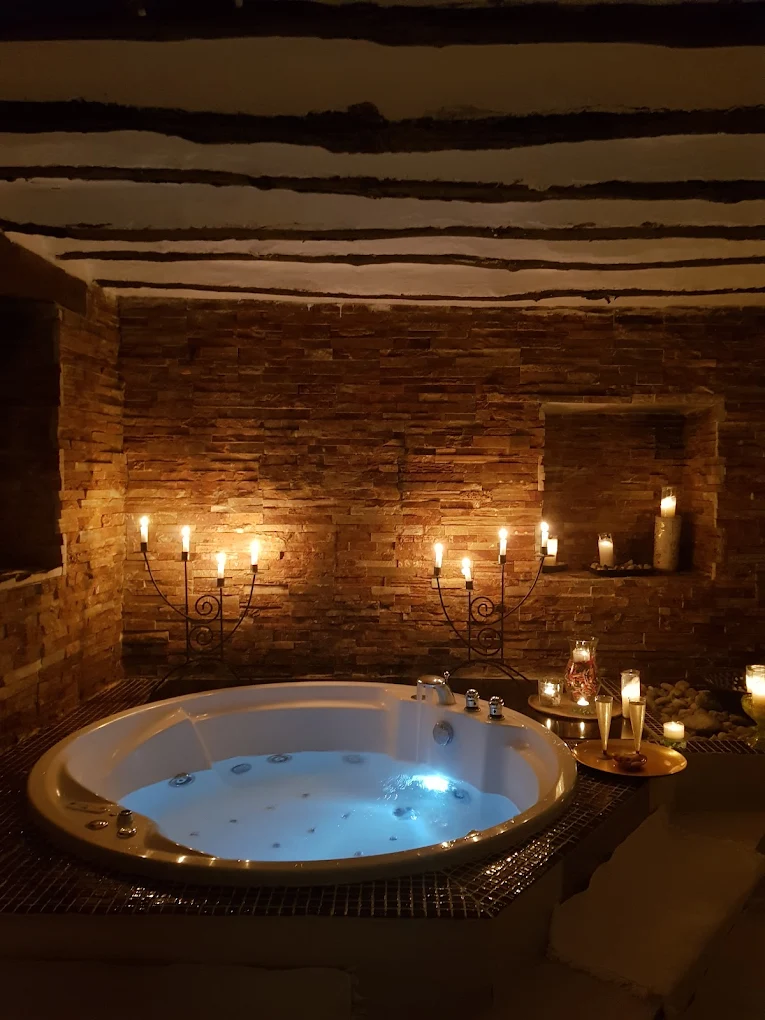 La Casa del Canonigo, habitación con jacuzzi privado