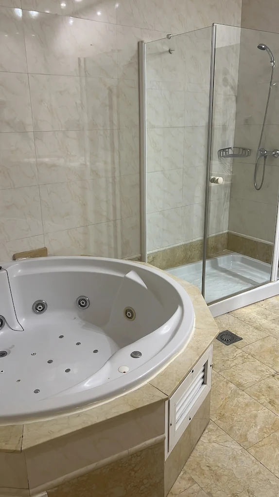 Los Habaneros, habitación con jacuzzi privado