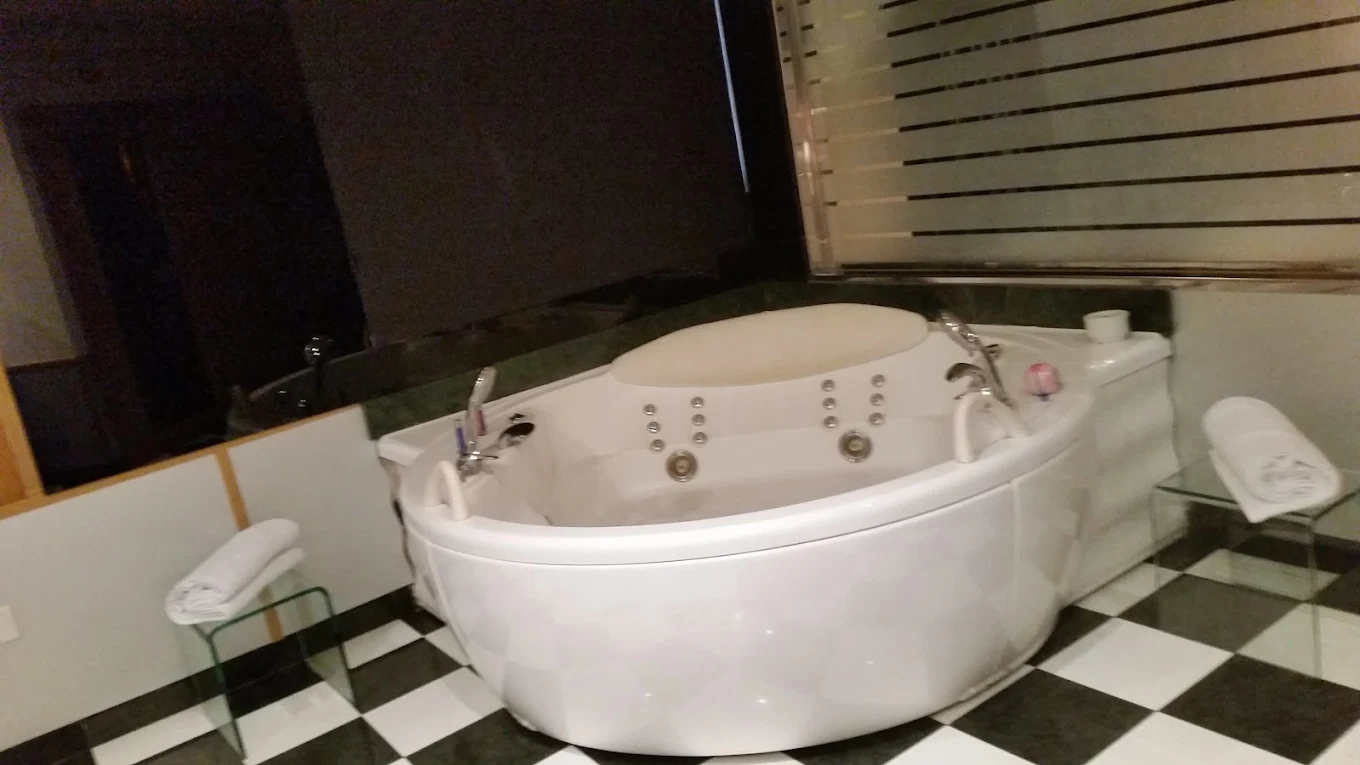 Motel Paraiso, habitación con jacuzzi privado