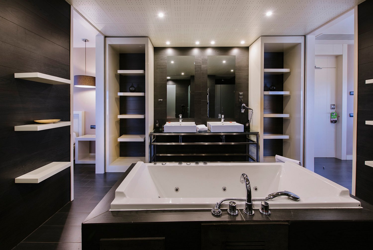 PCM Forum Alcalá, habitación con jacuzzi privado