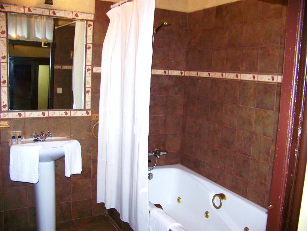 Palacio De Los Alvarado, habitación con jacuzzi privado