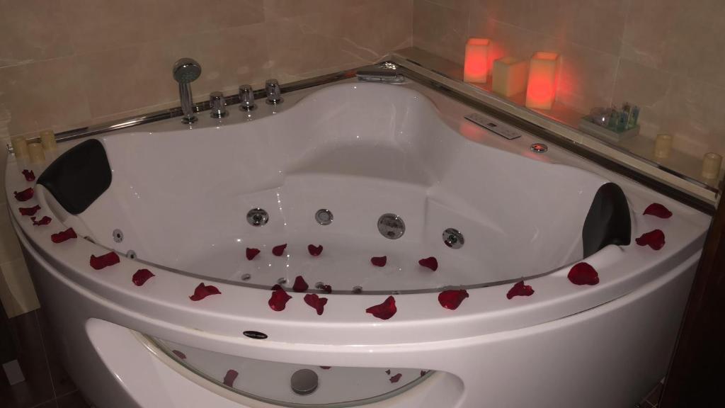 Pensión Blanco Conde, habitación con jacuzzi privado