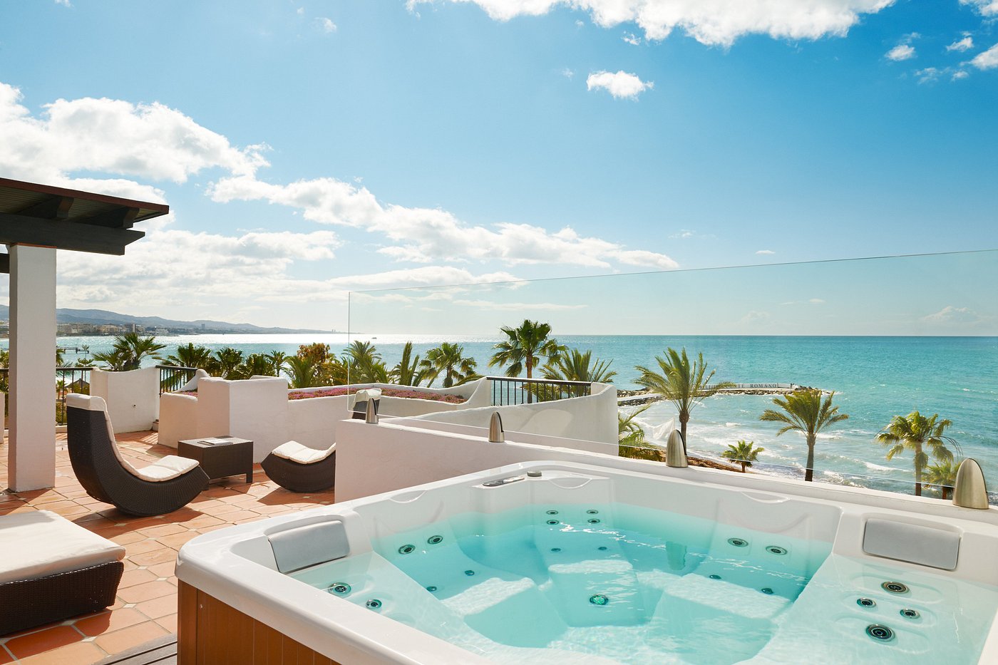 Puente Romano Marbella, habitación con jacuzzi privado