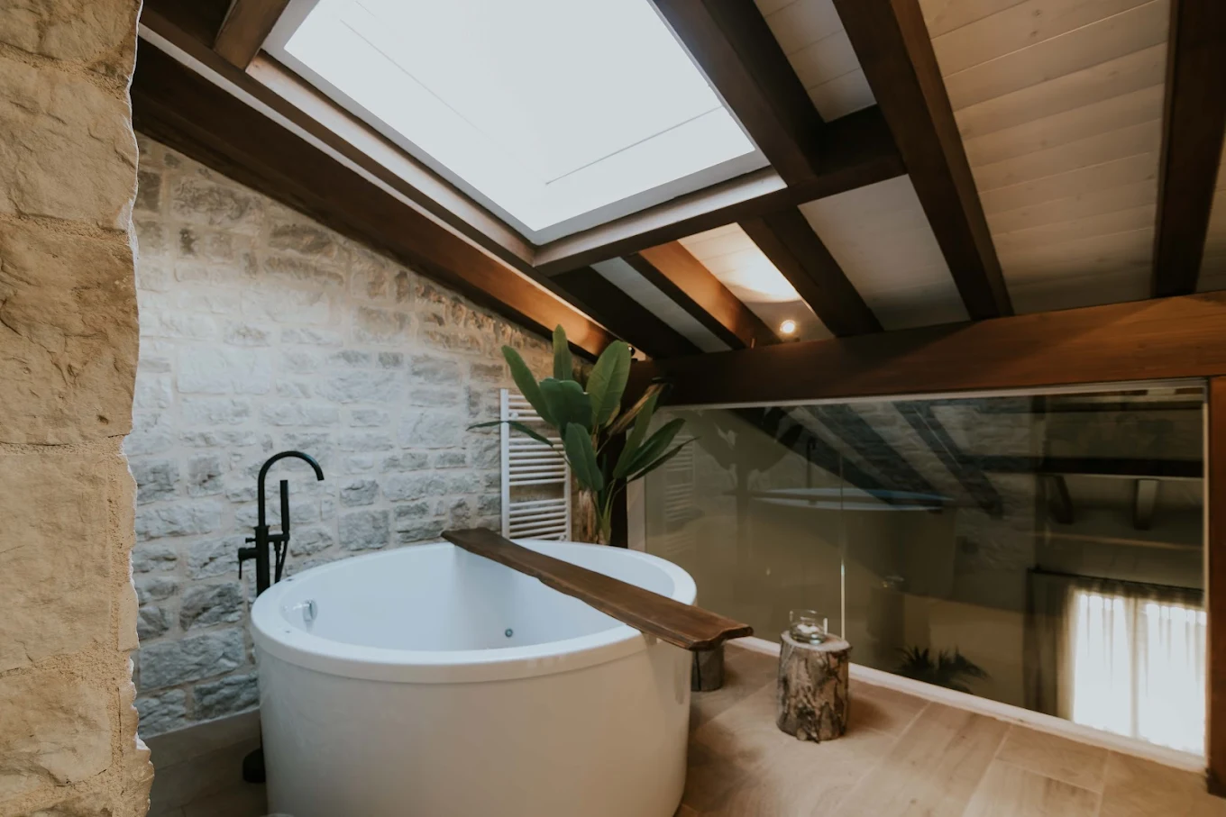 Puracépa – Suites Urbanas, habitación con jacuzzi privado