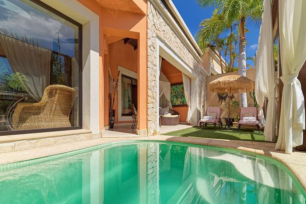 Royal Garden Villas & Spa Luxury Hotel, habitación con jacuzzi privado
