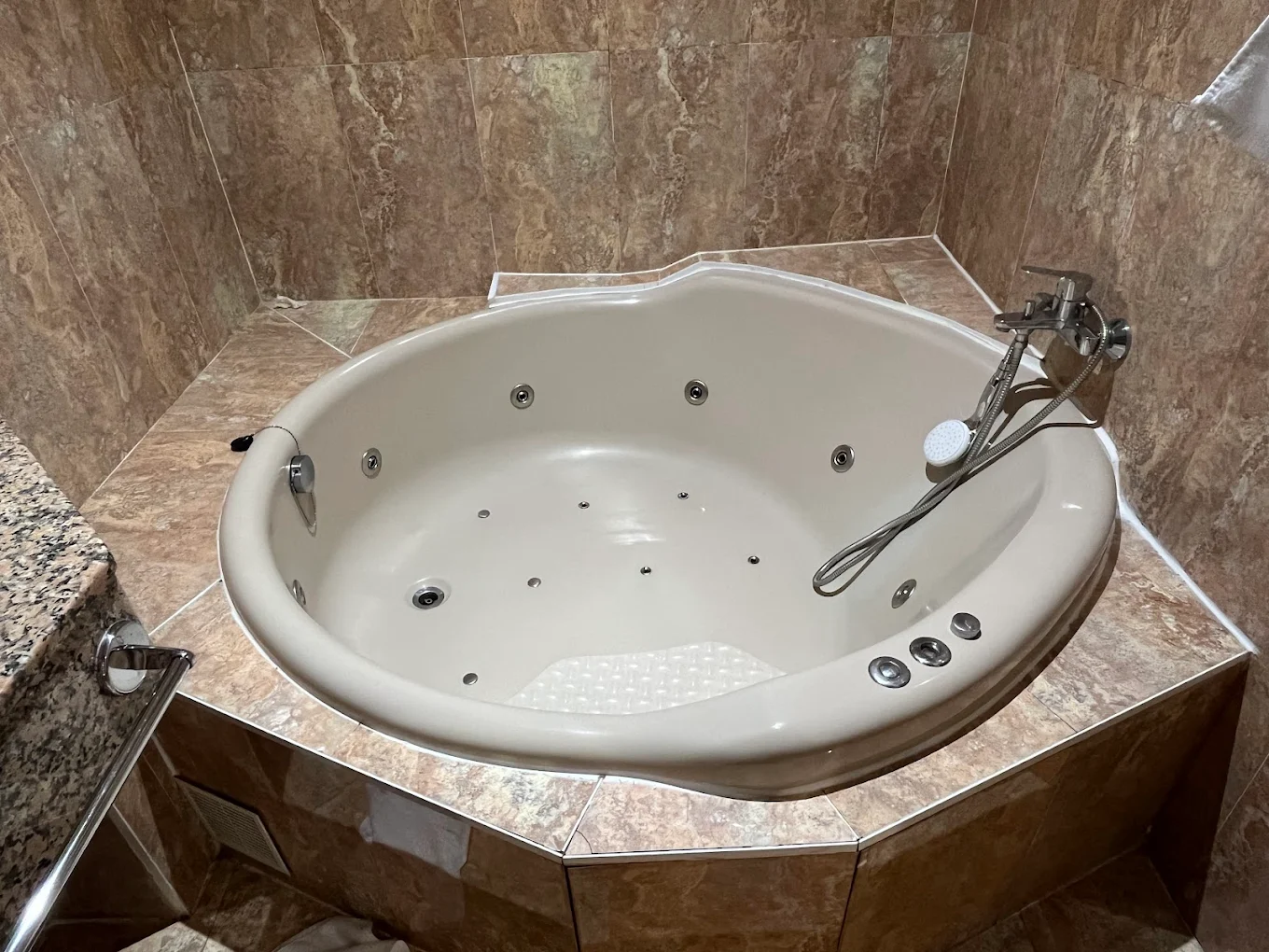Sercotel Hotel Europa, habitación con jacuzzi privado