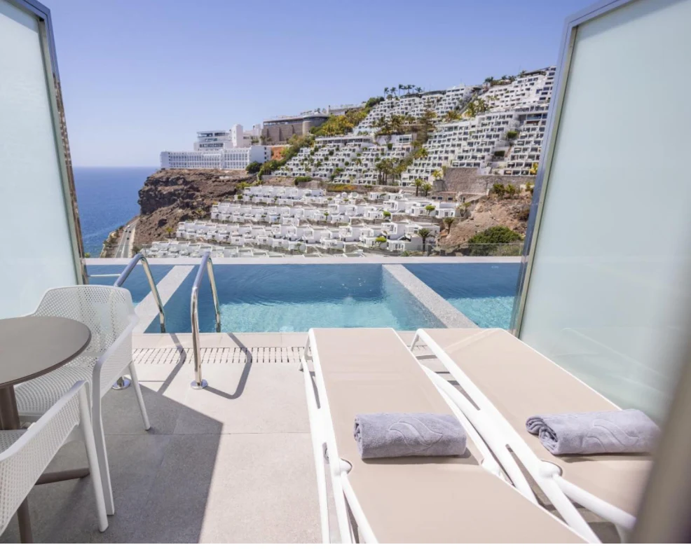 Servatur Puerto Azul, habitación con jacuzzi privado