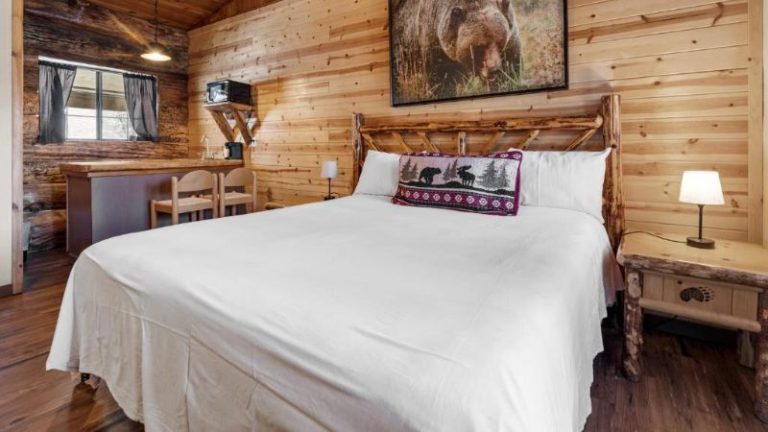 Black Forest Lodge