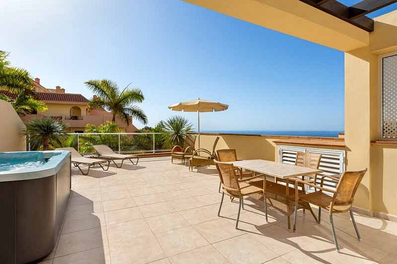Wyndham Residences Costa Adeje, habitación con jacuzzi privado