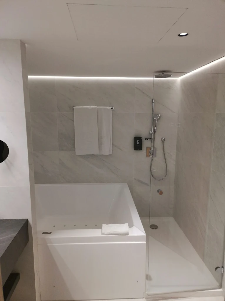 Zenit Sevilla, habitación con jacuzzi privado