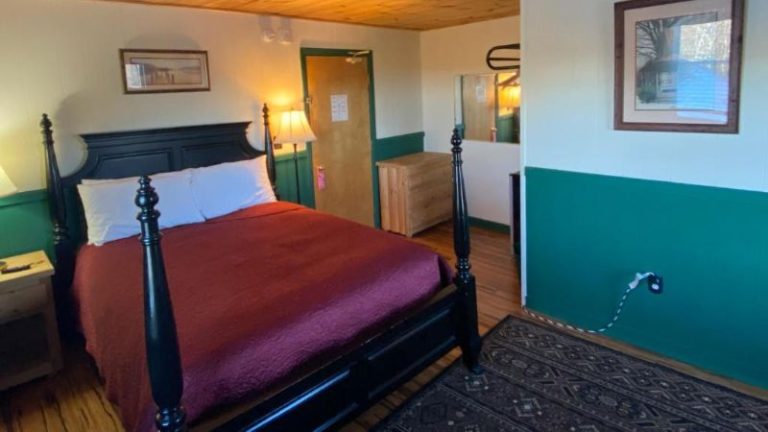 Bromley View Inn