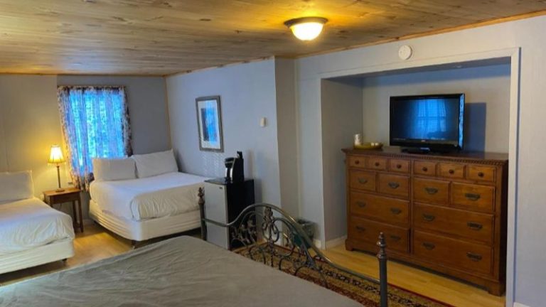 Bromley View Inn