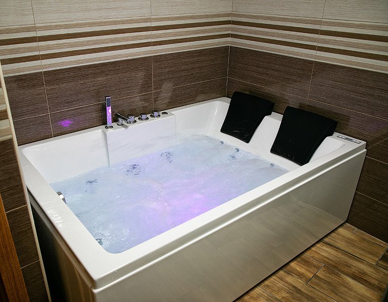 Casa Ruplas I, habitación con jacuzzi privado