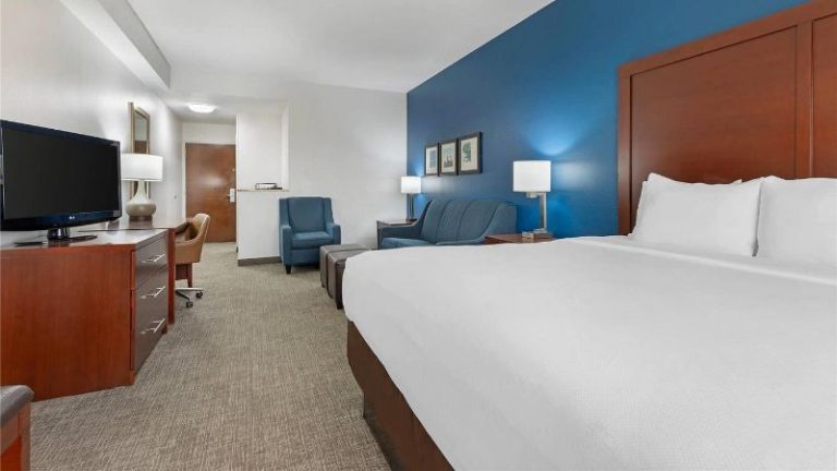 Comfort Suites DFW N/Grapevine