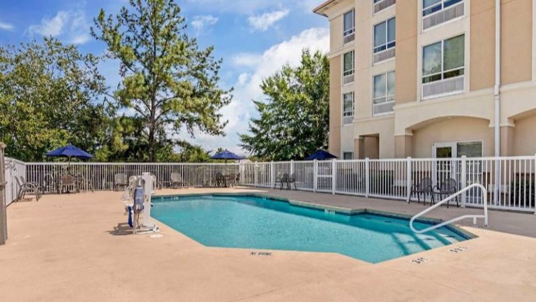 Comfort Suites Valdosta
