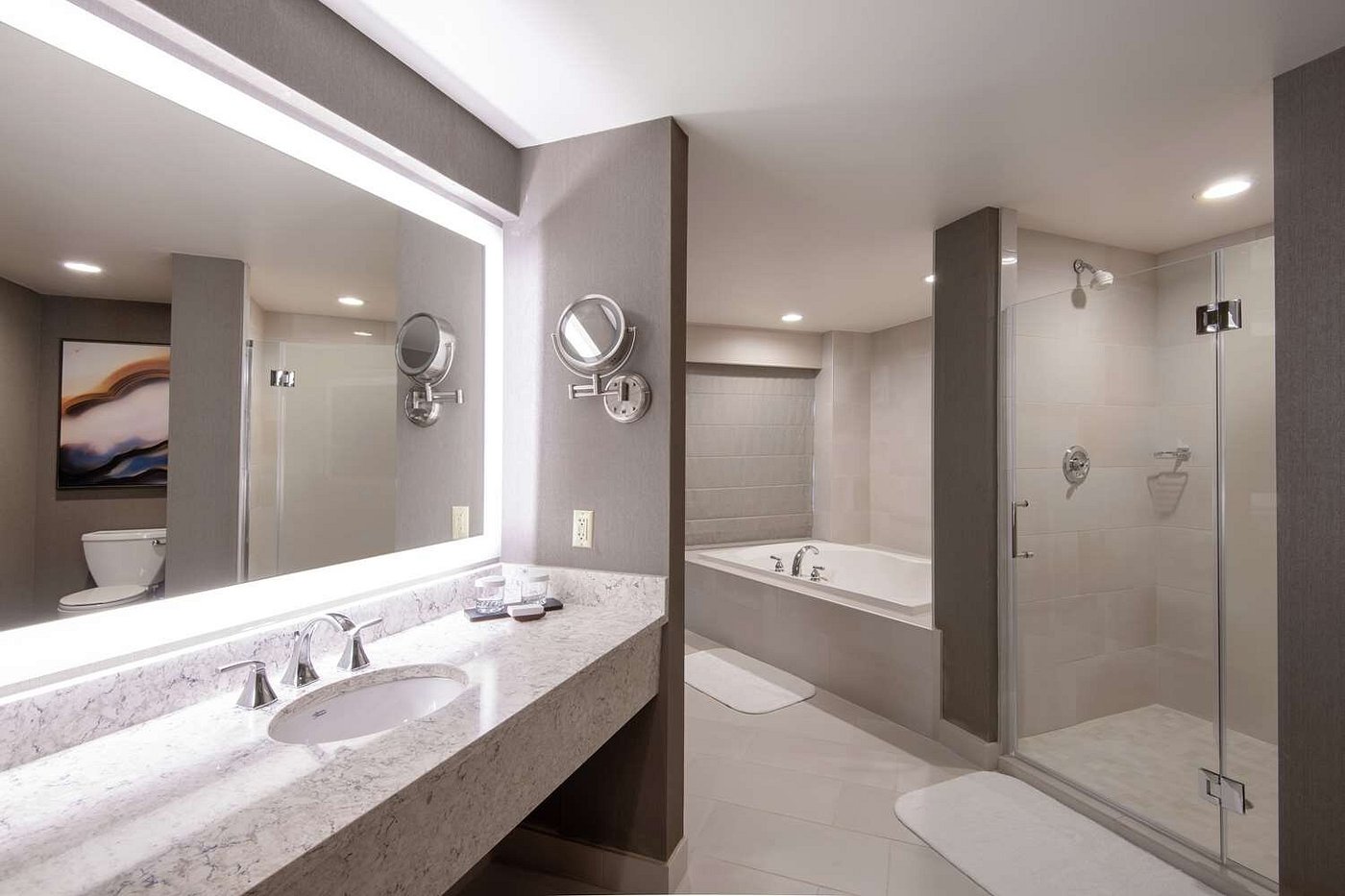 Embassy Suites Northwest Arkansas - Hotel, Spa & Convention Center