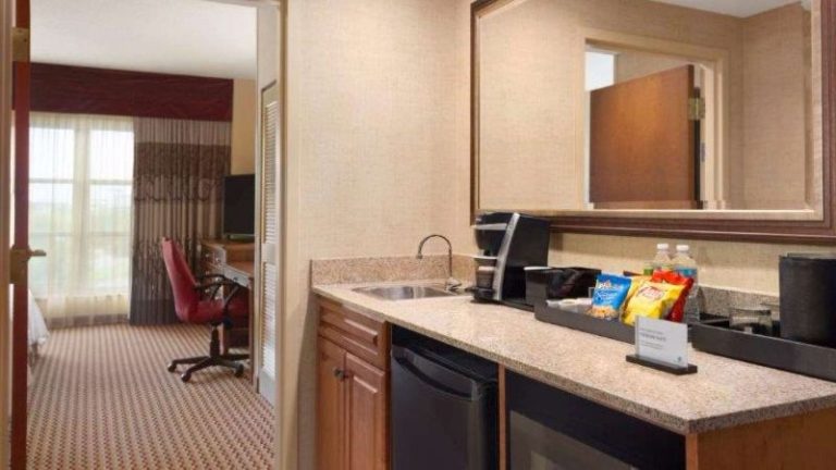 Embassy Suites Northwest Arkansas – Hotel, Spa & Convention Center