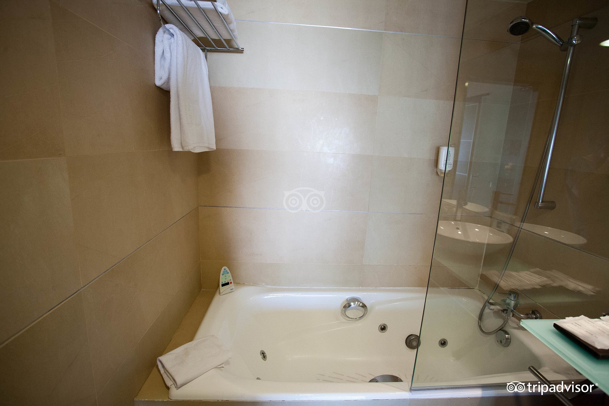 HM Jaime III, habitación con jacuzzi privado