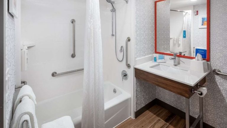 Hampton Inn Joliet – I-55