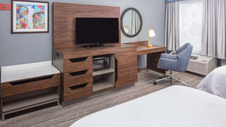 Hampton Inn Joliet – I-55