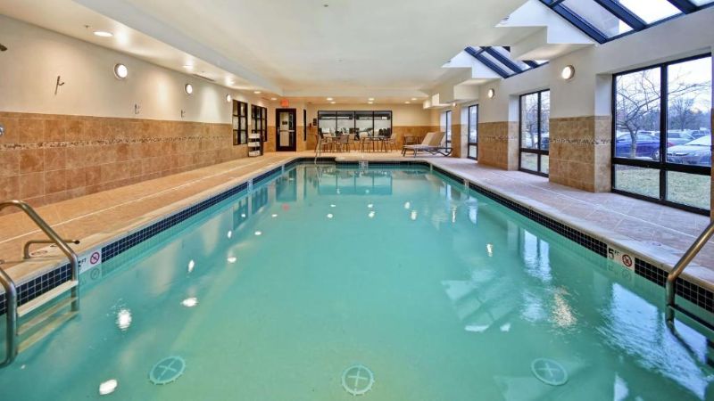 Hampton Inn & Suites Detroit-Canton, room with private jacuzzi, photo 6
