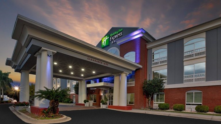 Holiday Inn Express & Suites Sumter, an IHG hotel