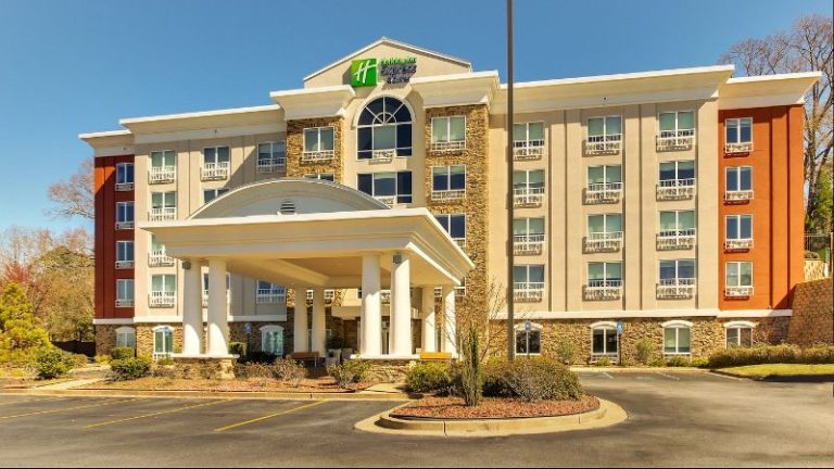 Holiday Inn Express & Suites Columbus – Ft Benning Maingate By IHG